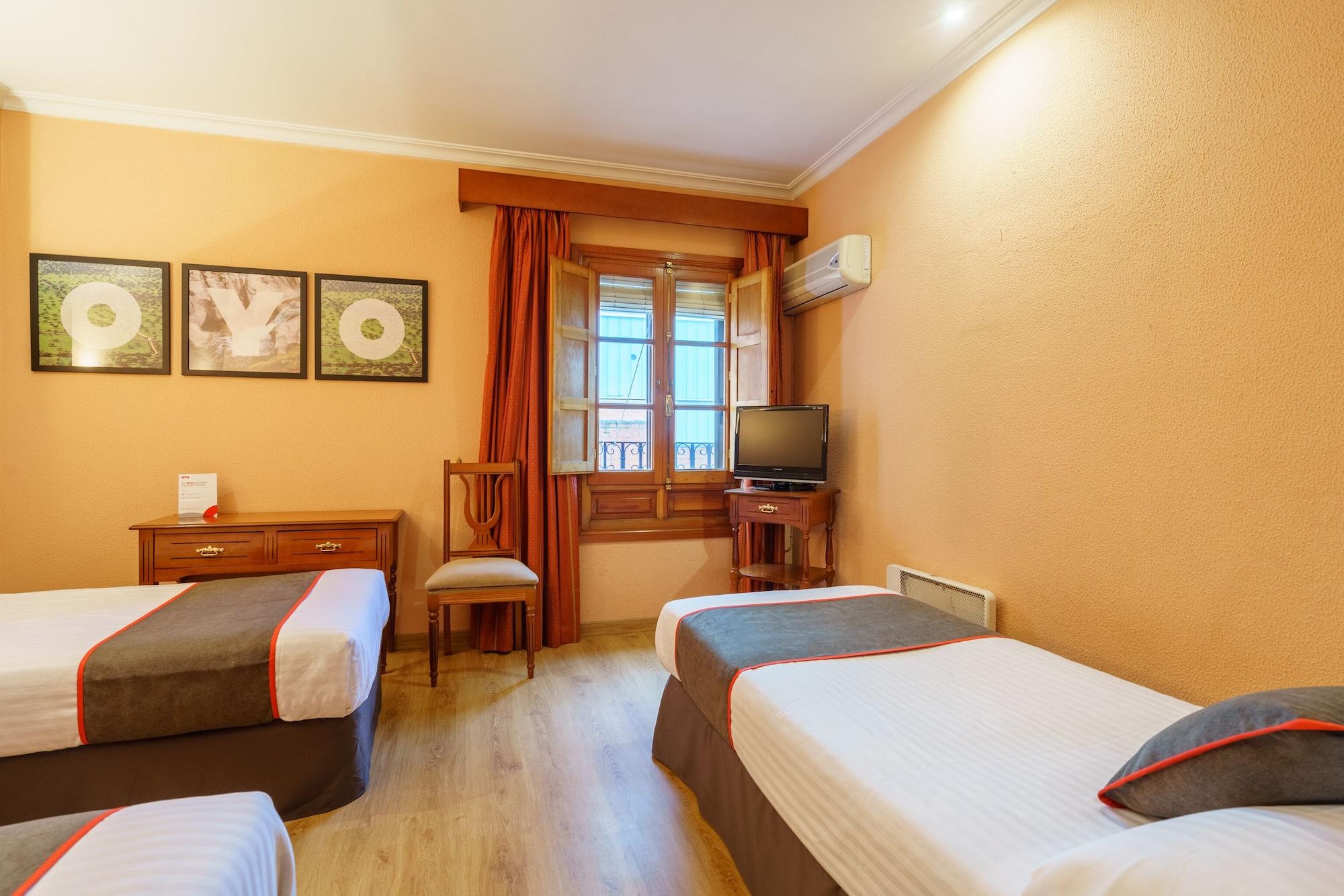 Hotel Los Castanos Арасена Екстер'єр фото
