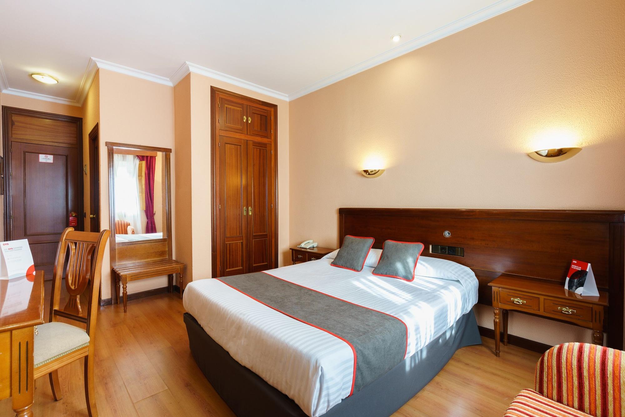 Hotel Los Castanos Арасена Екстер'єр фото